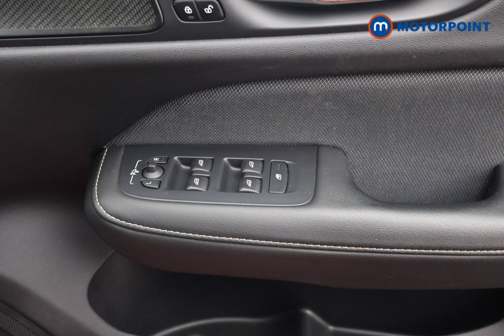 Volvo S60 R Design Edition Automatic Petrol Saloon - Stock Number (1639114) - 11th supplementary image