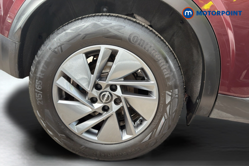 Nissan Qashqai Acenta Premium Manual Petrol SUV - Stock Number (1641477) - Drivers side front corner