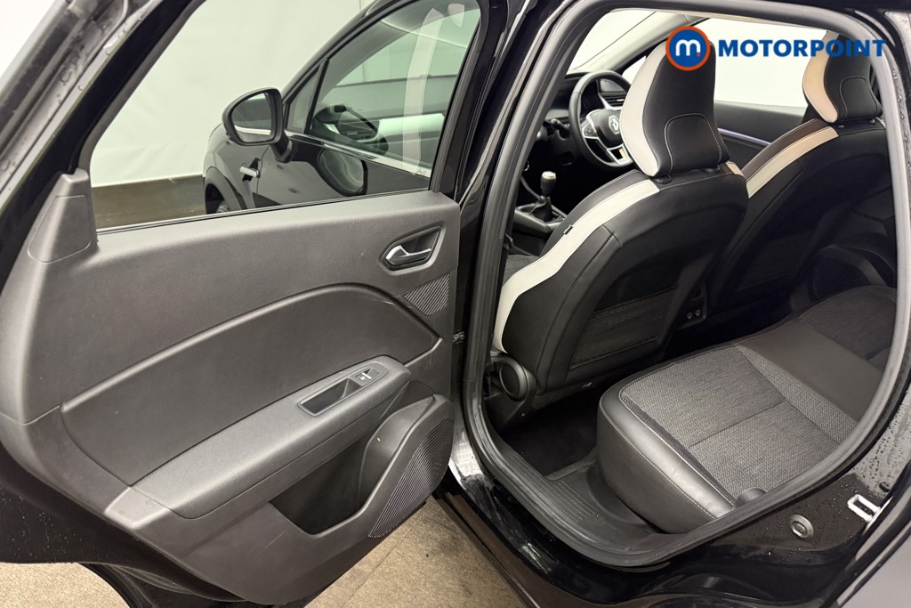 Renault Captur Techno Manual Petrol SUV - Stock Number (1642368) - 17th supplementary image