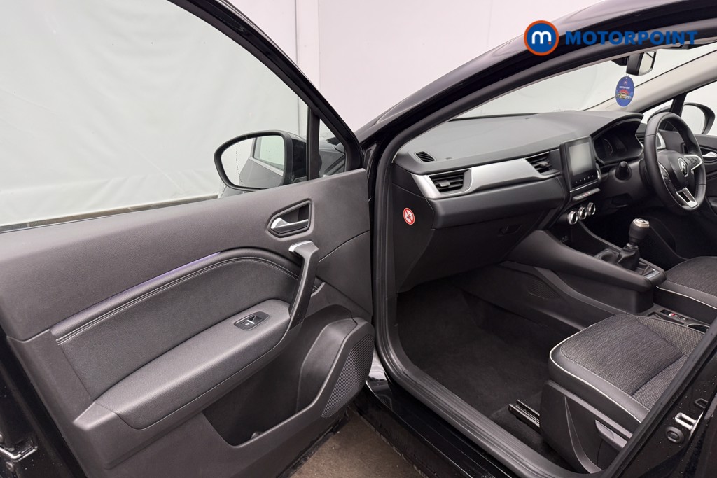 Renault Captur Techno Manual Petrol SUV - Stock Number (1642368) - 19th supplementary image