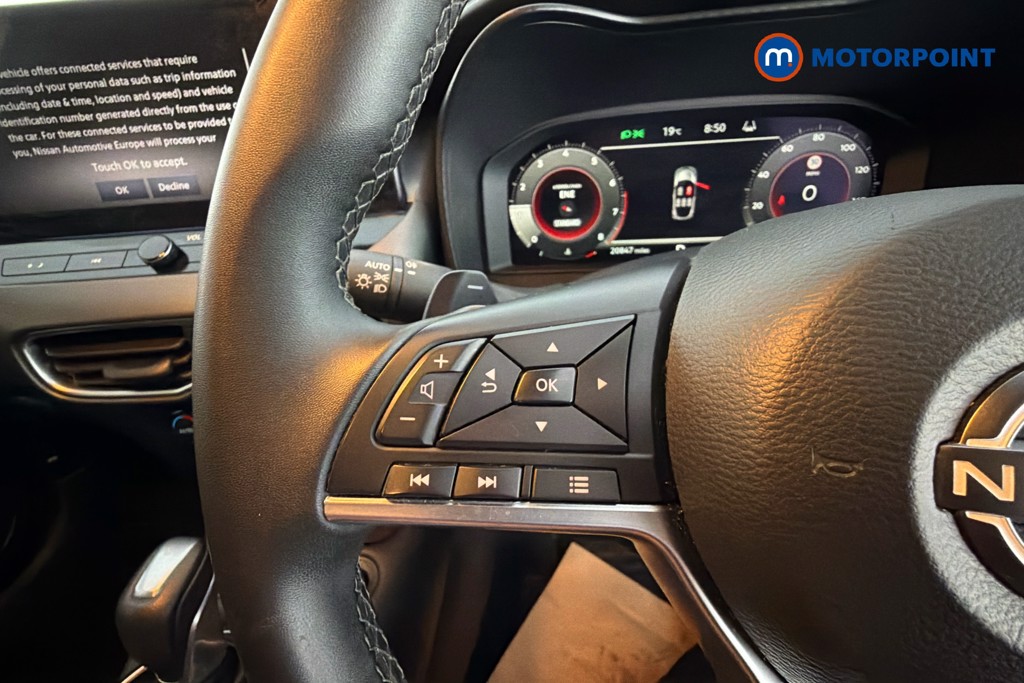 Nissan Juke N-Connecta Automatic Petrol SUV - Stock Number (1642412) - 3rd supplementary image