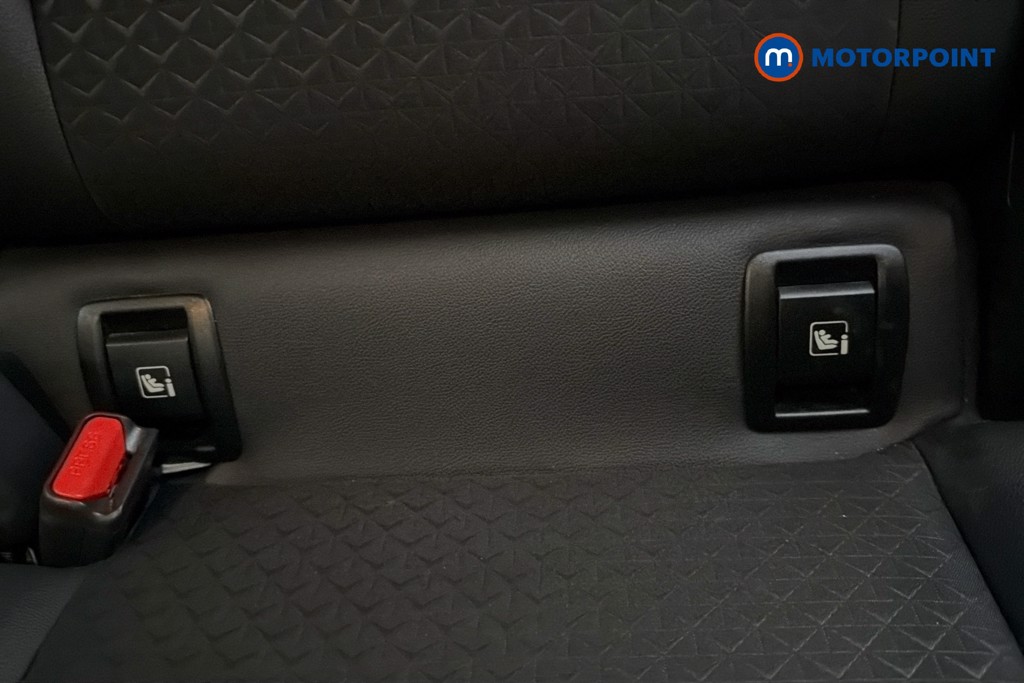 Nissan Juke N-Connecta Automatic Petrol SUV - Stock Number (1642412) - 29th supplementary image
