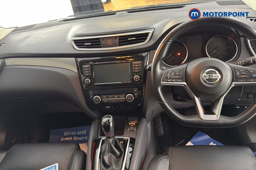 Nissan Qashqai Tekna Automatic Petrol SUV - Stock Number (1643577) - 1st supplementary image