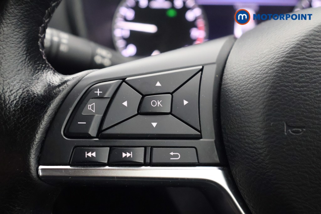 Nissan Juke Tekna Manual Petrol SUV - Stock Number (1644150) - 2nd supplementary image