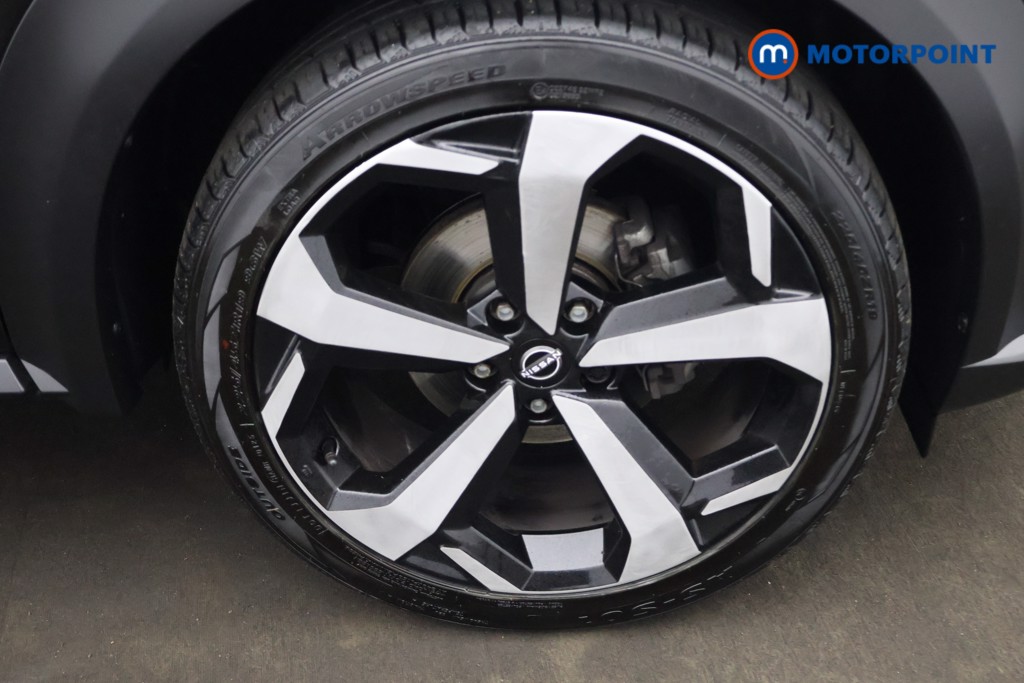 Nissan Juke Tekna Manual Petrol SUV - Stock Number (1644150) - 23rd supplementary image
