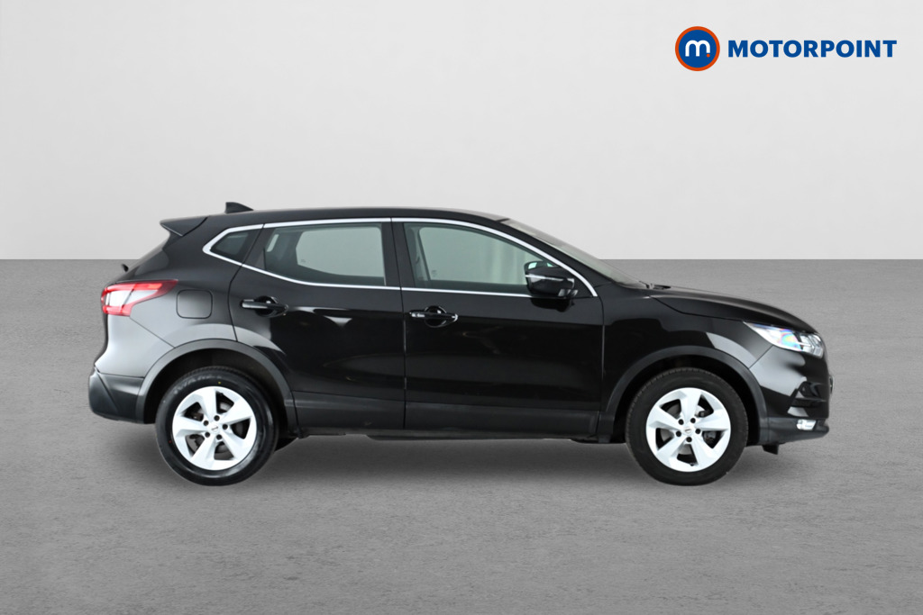 Nissan Qashqai Acenta Premium Manual Petrol SUV - Stock Number (1644475) - Drivers side