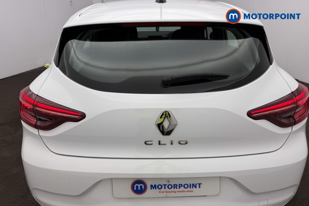 Renault Clio Evolution Manual Petrol Hatchback - Stock Number (1644544) - 6th supplementary image