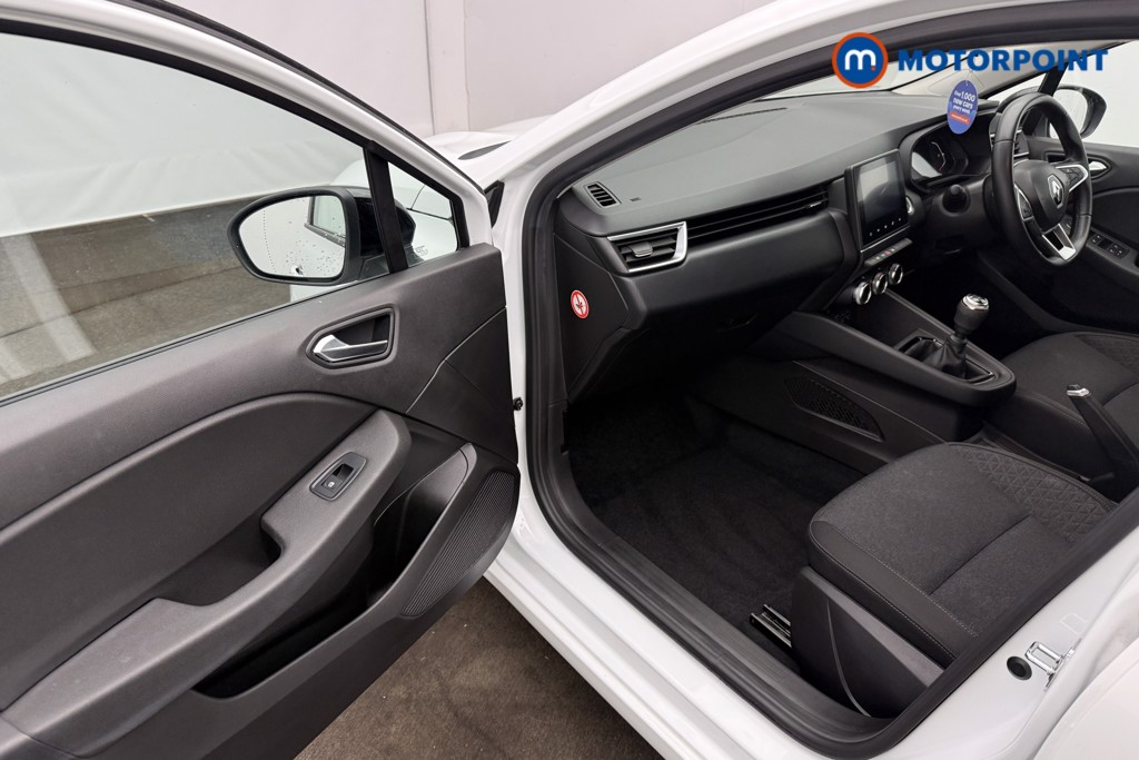 Renault Clio Evolution Manual Petrol Hatchback - Stock Number (1644544) - 18th supplementary image
