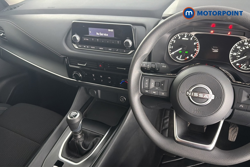 Nissan Qashqai Visia Manual Petrol SUV - Stock Number (1644556) - 1st supplementary image