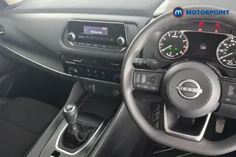 Nissan Qashqai Visia Manual Petrol SUV - Stock Number (1644556) - 1st supplementary image