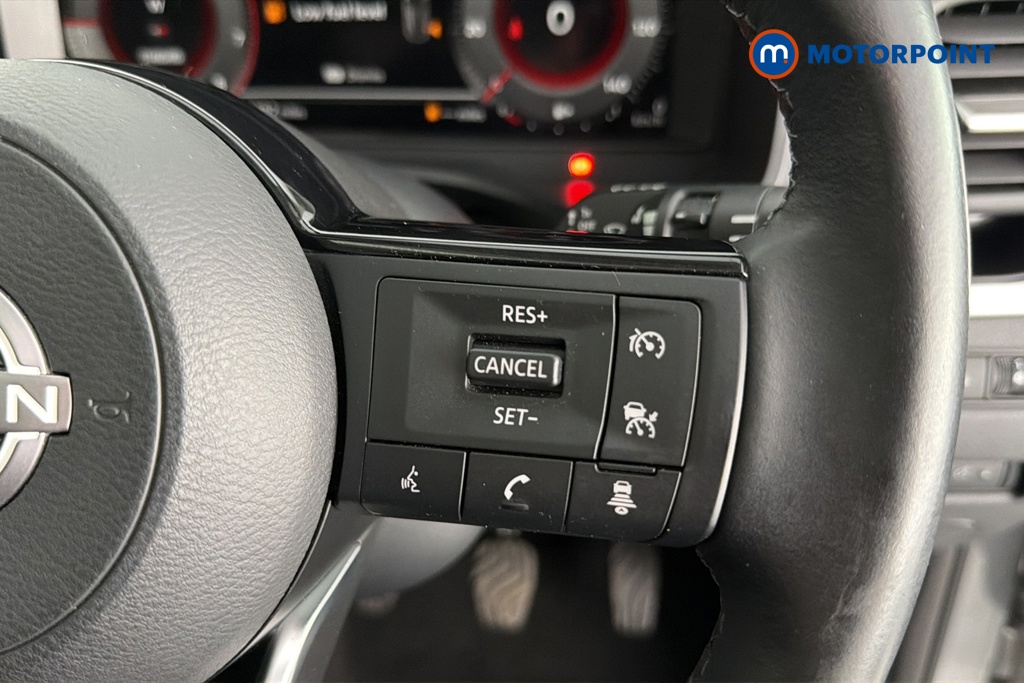 Nissan Qashqai N-Connecta Manual Petrol SUV - Stock Number (1644558) - 3rd supplementary image