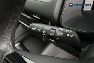Nissan Qashqai N-Connecta Manual Petrol SUV - Stock Number (1644558) - 5th supplementary image