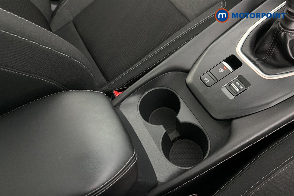 Nissan Qashqai N-Connecta Manual Petrol SUV - Stock Number (1644558) - 16th supplementary image