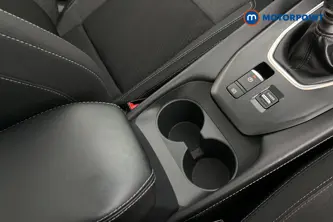 Nissan Qashqai N-Connecta Manual Petrol SUV - Stock Number (1644558) - 16th supplementary image