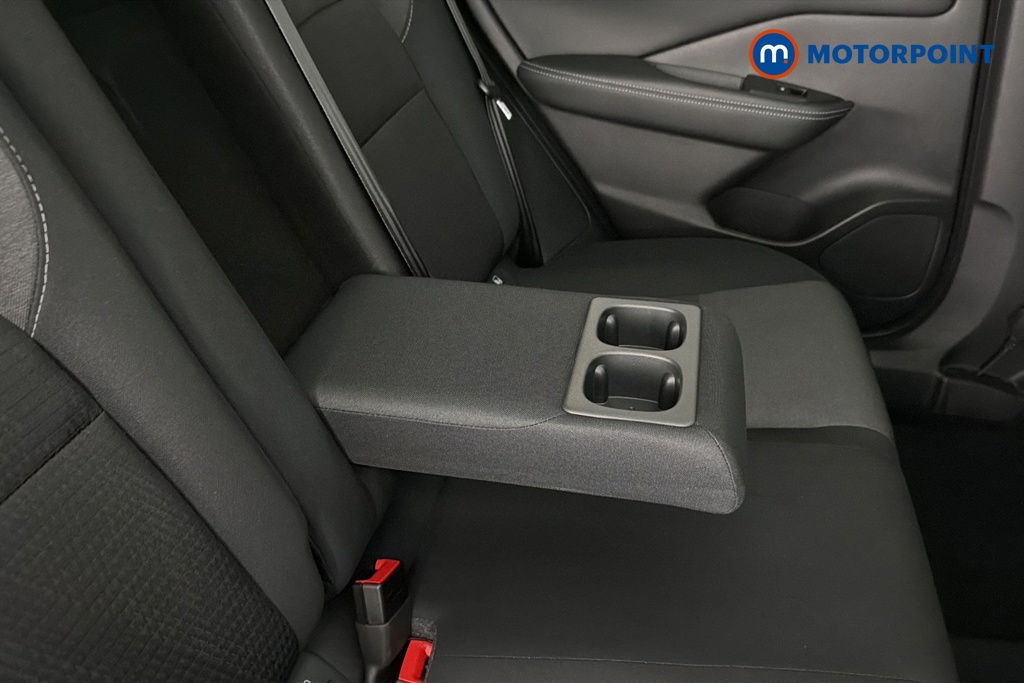 Nissan Qashqai N-Connecta Manual Petrol SUV - Stock Number (1644558) - 26th supplementary image