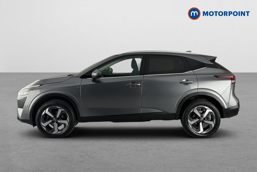 Nissan Qashqai N-Connecta Manual Petrol SUV - Stock Number (1644558) - Drivers side