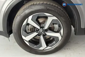 Nissan Qashqai N-Connecta Manual Petrol SUV - Stock Number (1644558) - 44th supplementary image