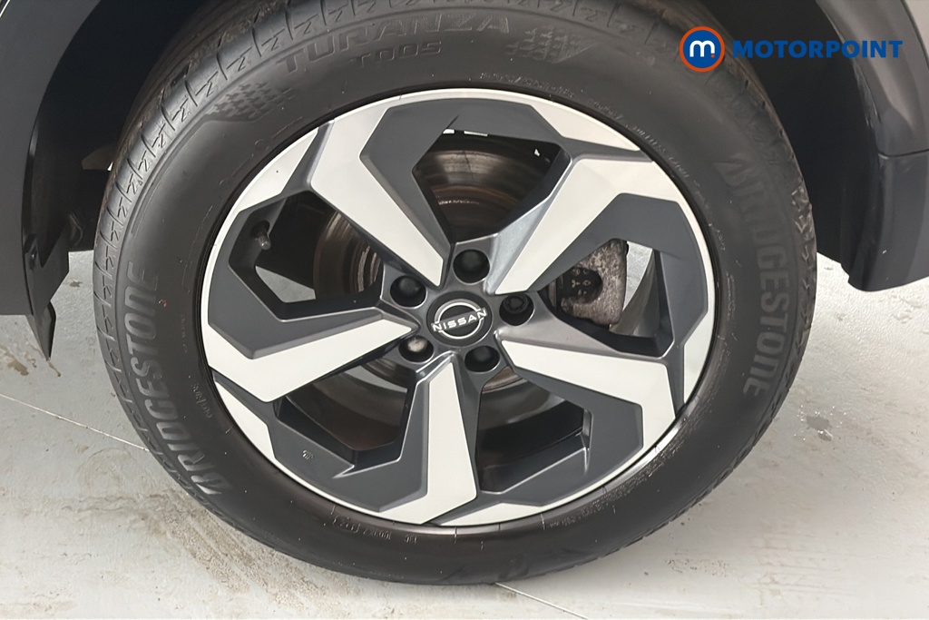 Nissan Qashqai N-Connecta Manual Petrol SUV - Stock Number (1644558) - 45th supplementary image