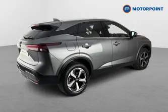 Nissan Qashqai N-Connecta Manual Petrol SUV - Stock Number (1644558) - Passenger side rear corner