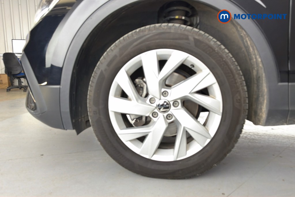 Volkswagen Tiguan Allspace Life Automatic Petrol SUV - Stock Number (1644620) - 47th supplementary image