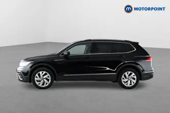Volkswagen Tiguan Allspace Life Automatic Petrol SUV - Stock Number (1644620) - Passenger side front corner