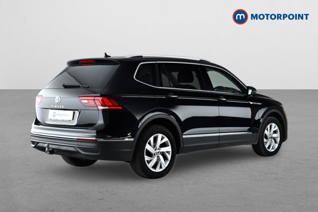 Volkswagen Tiguan Allspace Life Automatic Petrol SUV - Stock Number (1644620) - Rear bumper
