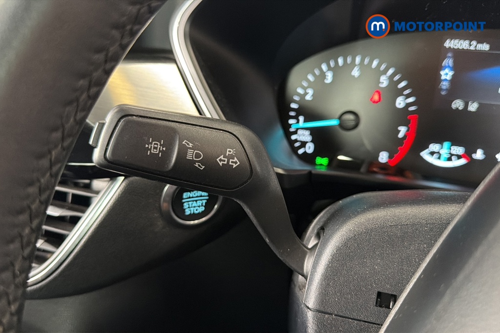 Ford Kuga Titanium First Edition Manual Petrol SUV - Stock Number (1645060) - 5th supplementary image
