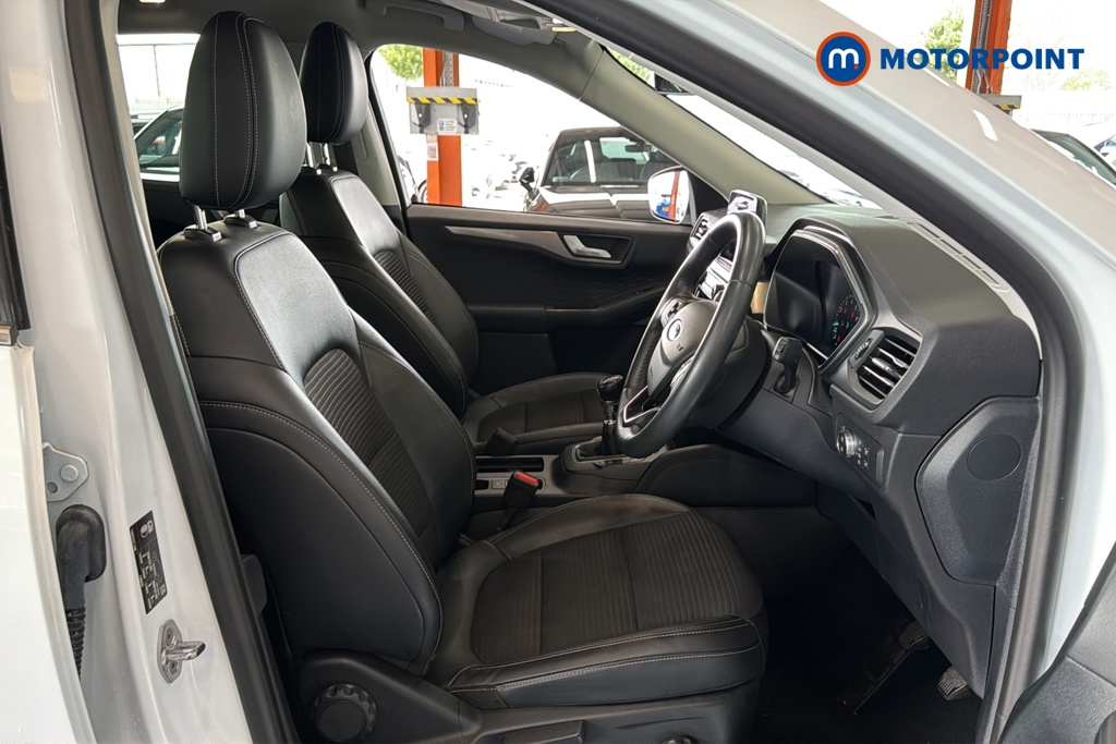 Ford Kuga Titanium First Edition Manual Petrol SUV - Stock Number (1645060) - 22nd supplementary image