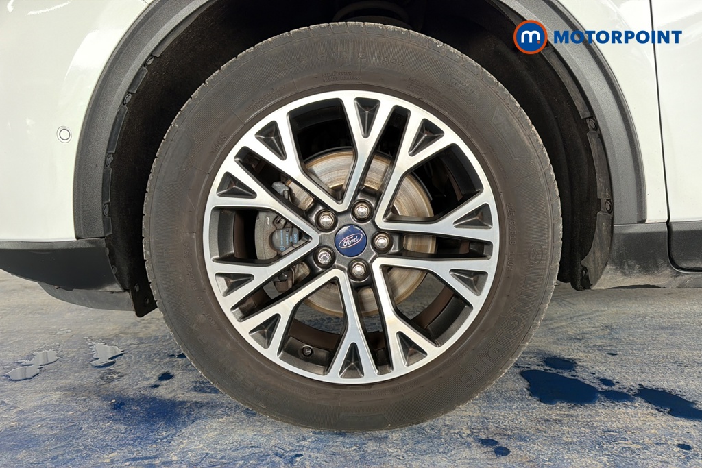 Ford Kuga Titanium First Edition Manual Petrol SUV - Stock Number (1645060) - 44th supplementary image