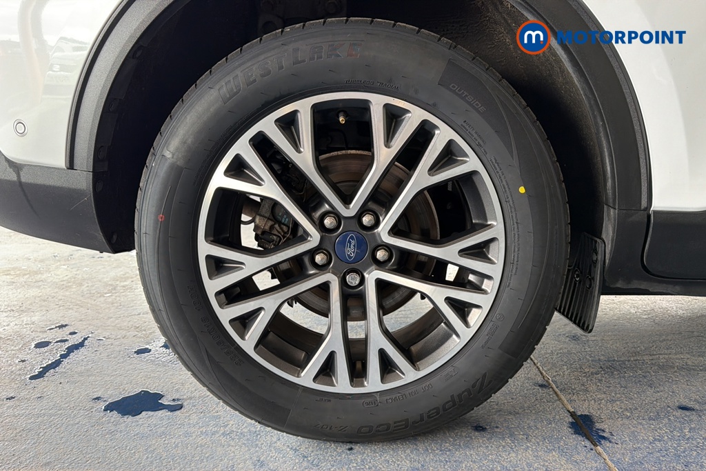 Ford Kuga Titanium First Edition Manual Petrol SUV - Stock Number (1645060) - 46th supplementary image