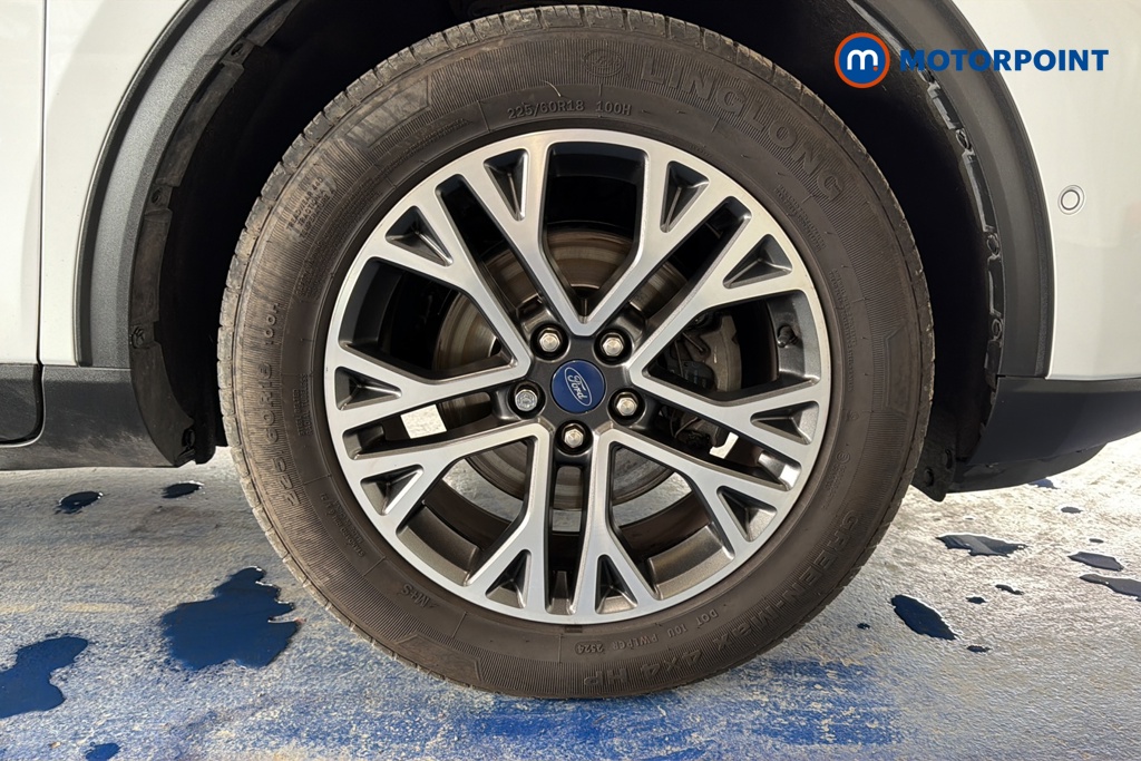 Ford Kuga Titanium First Edition Manual Petrol SUV - Stock Number (1645060) - 47th supplementary image