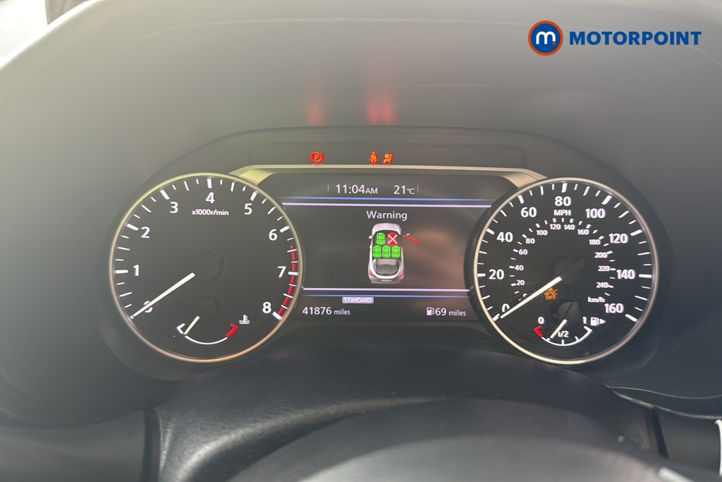 Nissan Juke Tekna Manual Petrol SUV - Stock Number (1645267) - 7th supplementary image