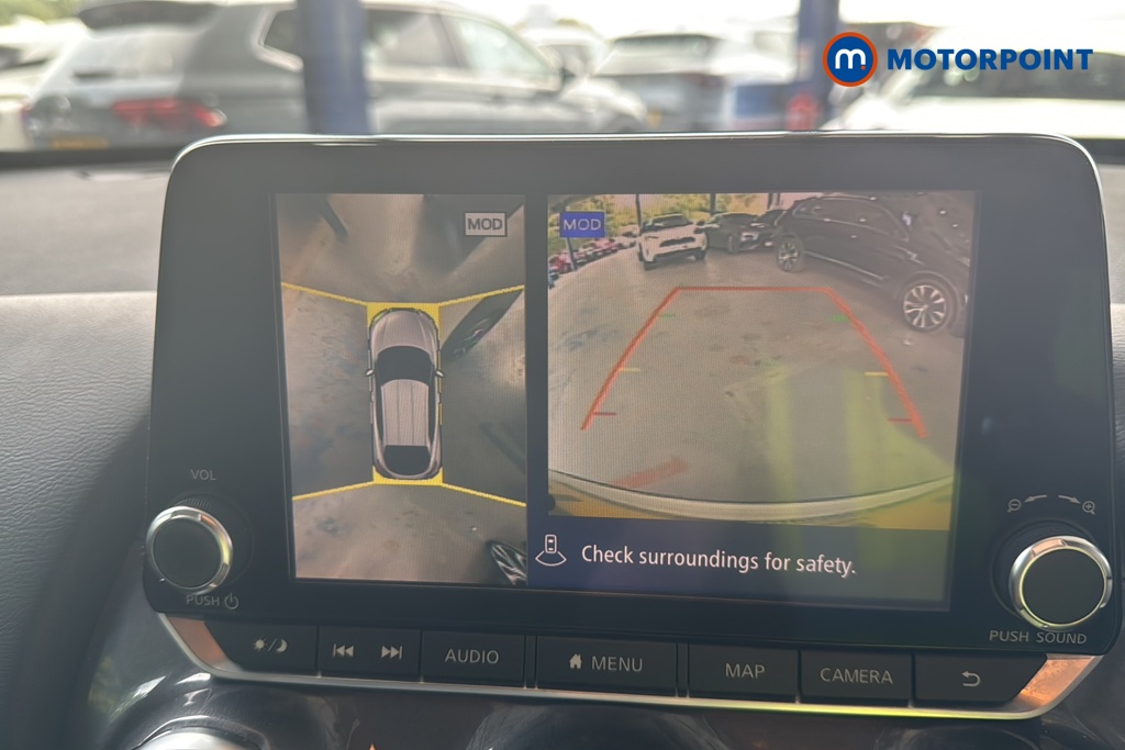 Nissan Juke Tekna Manual Petrol SUV - Stock Number (1645267) - 9th supplementary image