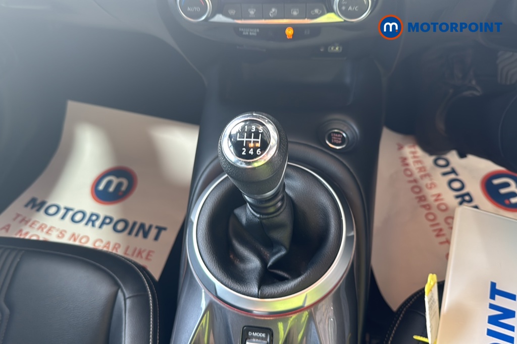 Nissan Juke Tekna Manual Petrol SUV - Stock Number (1645267) - 15th supplementary image