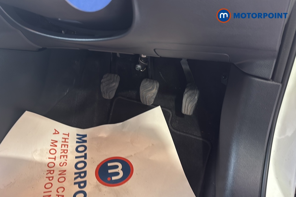 Nissan Juke Tekna Manual Petrol SUV - Stock Number (1645267) - 24th supplementary image