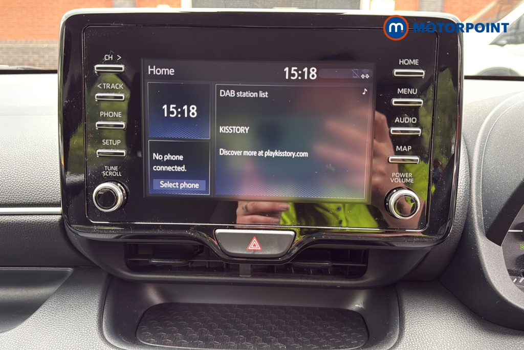 Toyota Yaris Icon Automatic Petrol-Electric Hybrid Hatchback - Stock Number (1645680) - 8th supplementary image