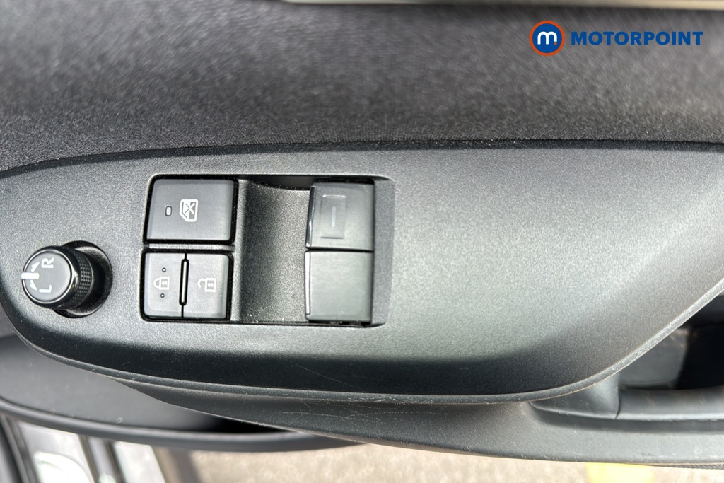 Toyota Yaris Icon Automatic Petrol-Electric Hybrid Hatchback - Stock Number (1645680) - 19th supplementary image