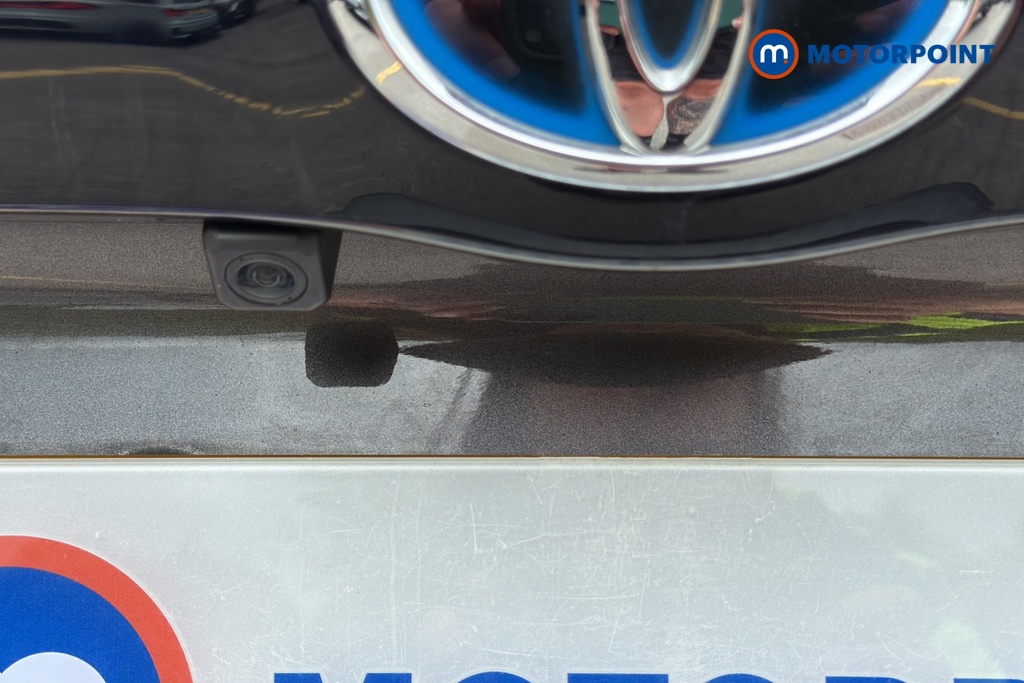 Toyota Yaris Icon Automatic Petrol-Electric Hybrid Hatchback - Stock Number (1645680) - 37th supplementary image
