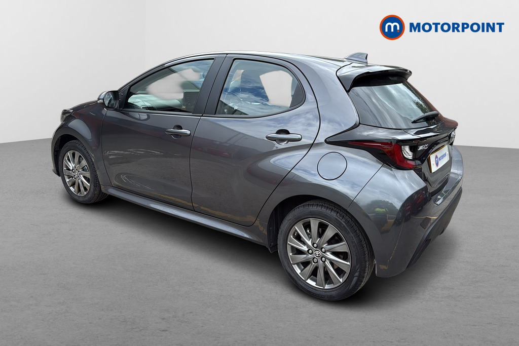Toyota Yaris Icon Automatic Petrol-Electric Hybrid Hatchback - Stock Number (1645680) - Drivers side rear corner