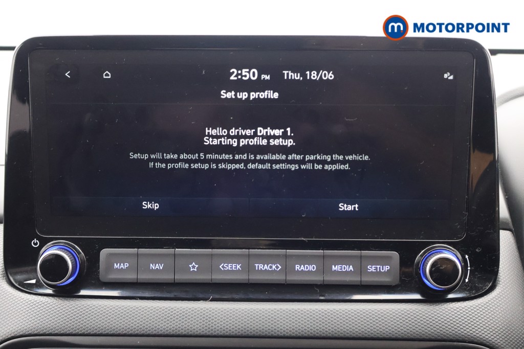Hyundai Kona Premium Automatic Petrol-Electric Hybrid SUV - Stock Number (1645722) - 5th supplementary image
