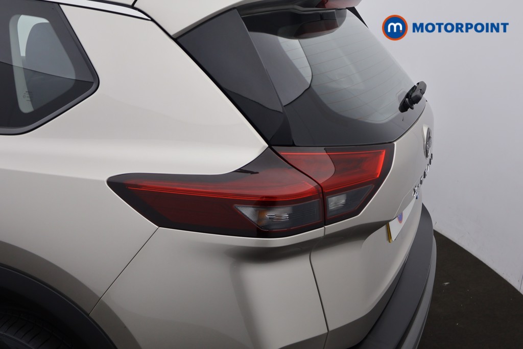 Nissan X-Trail Acenta Premium Automatic Petrol-Electric Hybrid SUV - Stock Number (1645812) - 14th supplementary image