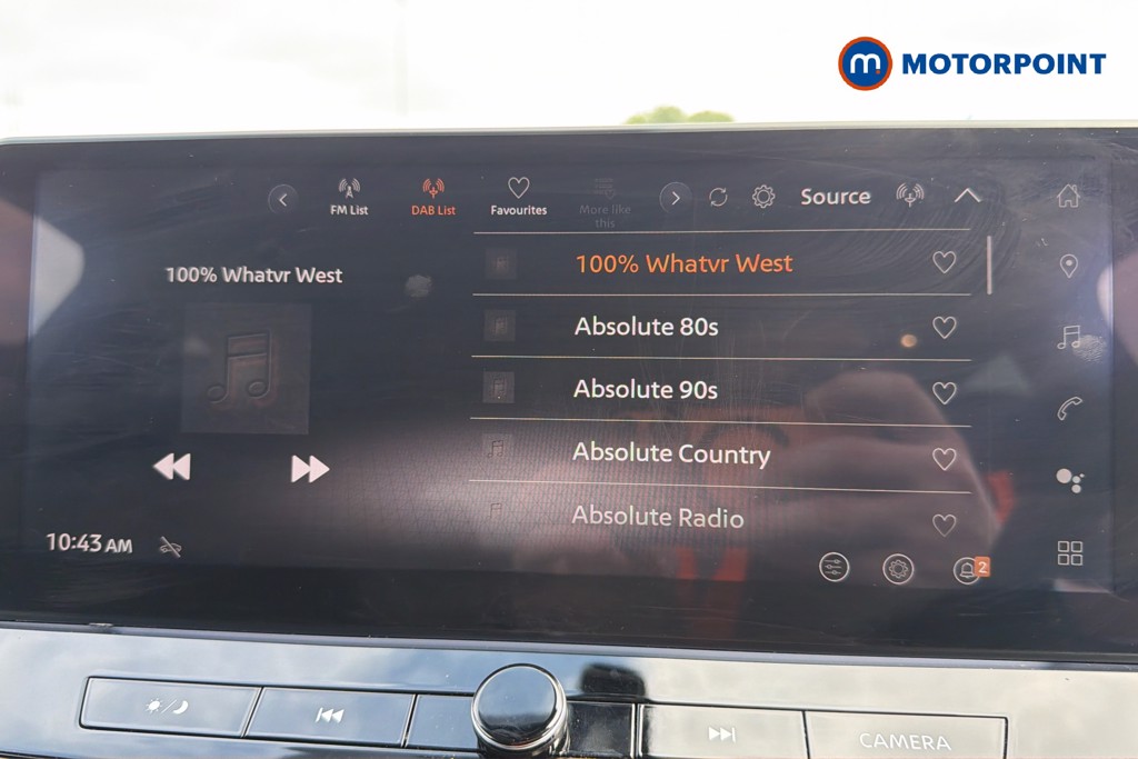 Nissan Qashqai N-Connecta Manual Petrol SUV - Stock Number (1646179) - 9th supplementary image