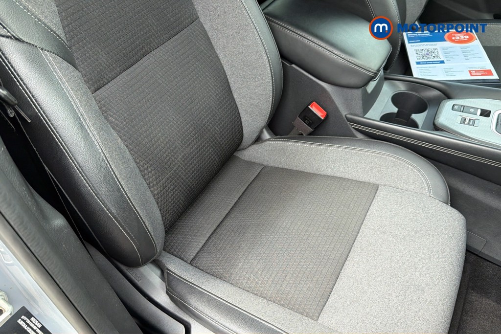 Nissan Qashqai N-Connecta Manual Petrol SUV - Stock Number (1646179) - 22nd supplementary image
