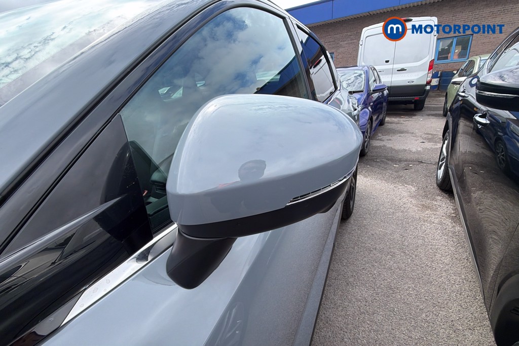 Nissan Qashqai N-Connecta Manual Petrol SUV - Stock Number (1646179) - 43rd supplementary image