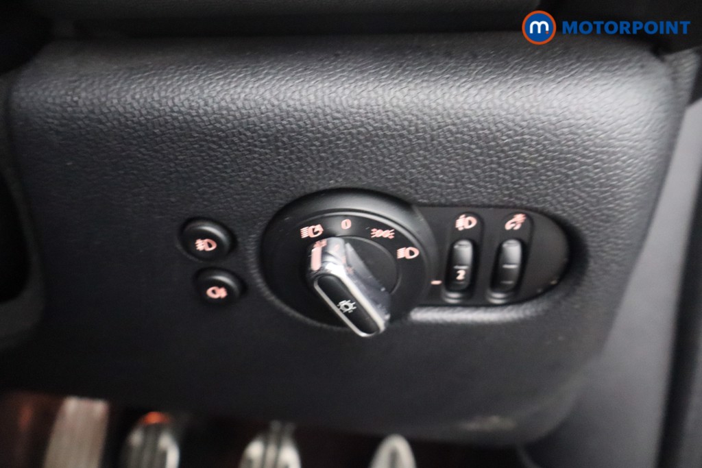 Mini Hatchback Cooper Sport Manual Petrol Hatchback - Stock Number (1646796) - 13th supplementary image