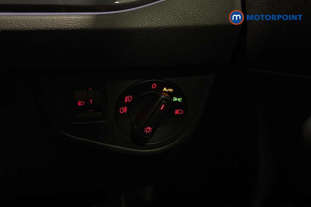 Volkswagen Polo R-Line Manual Petrol Hatchback - Stock Number (1646936) - 18th supplementary image