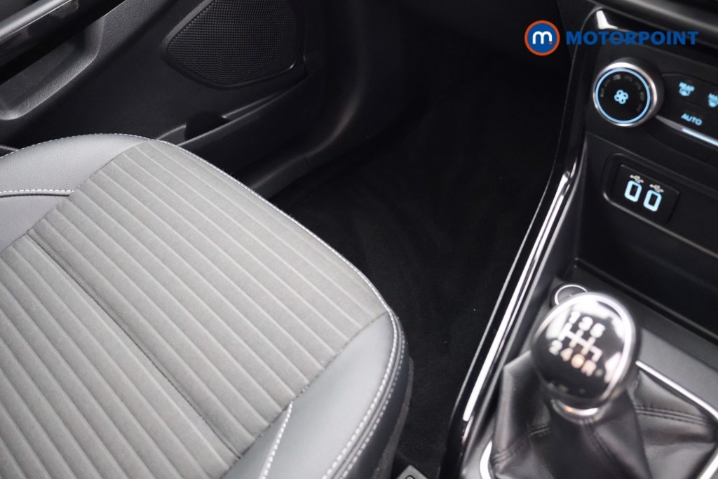 Ford Ecosport Titanium Manual Petrol SUV - Stock Number (1647258) - 12th supplementary image