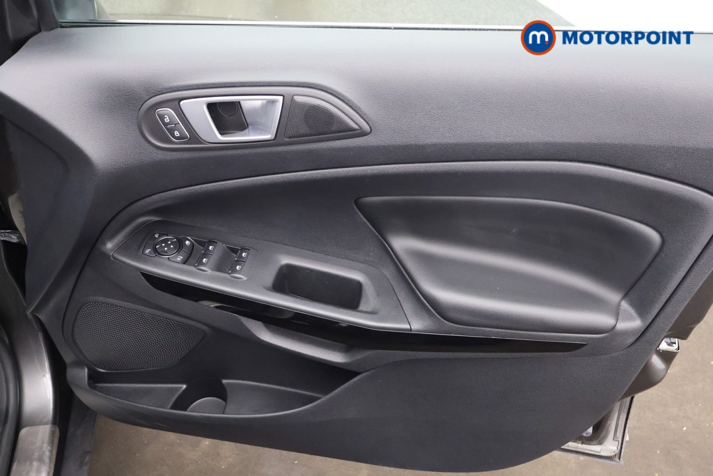 Ford Ecosport Titanium Manual Petrol SUV - Stock Number (1647258) - 14th supplementary image