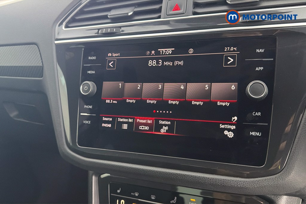 Volkswagen Tiguan R-Line Automatic Diesel SUV - Stock Number (1647436) - 9th supplementary image
