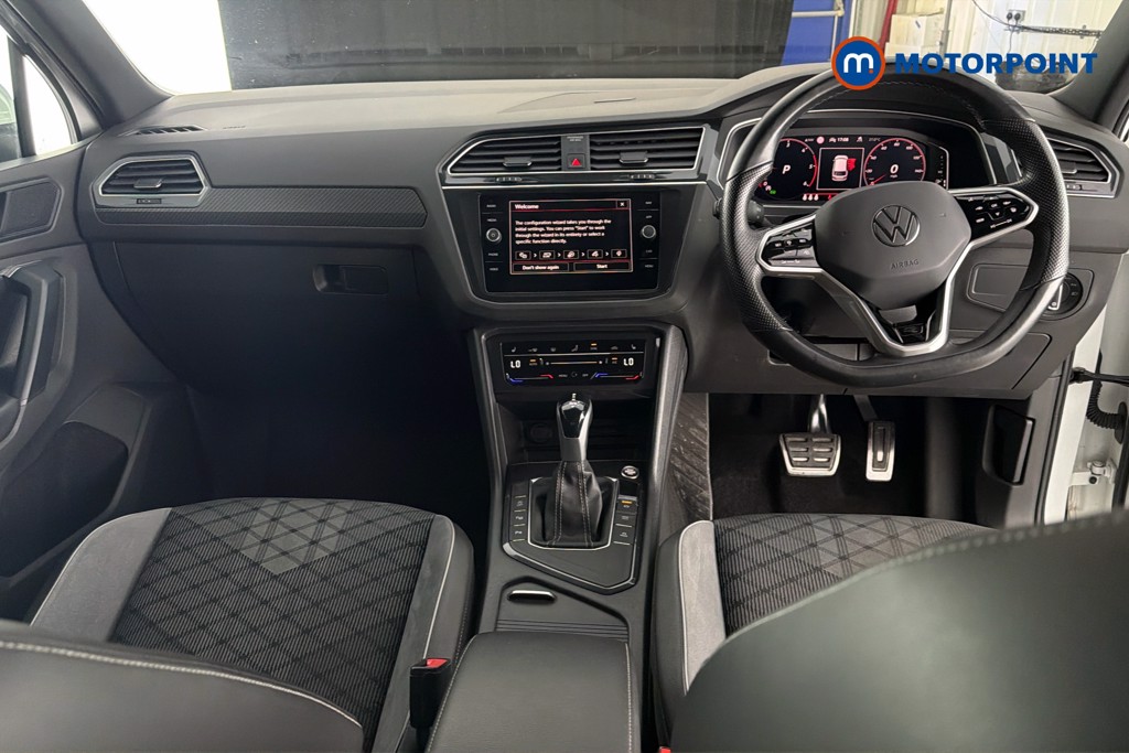 Volkswagen Tiguan R-Line Automatic Diesel SUV - Stock Number (1647436) - 1st supplementary image